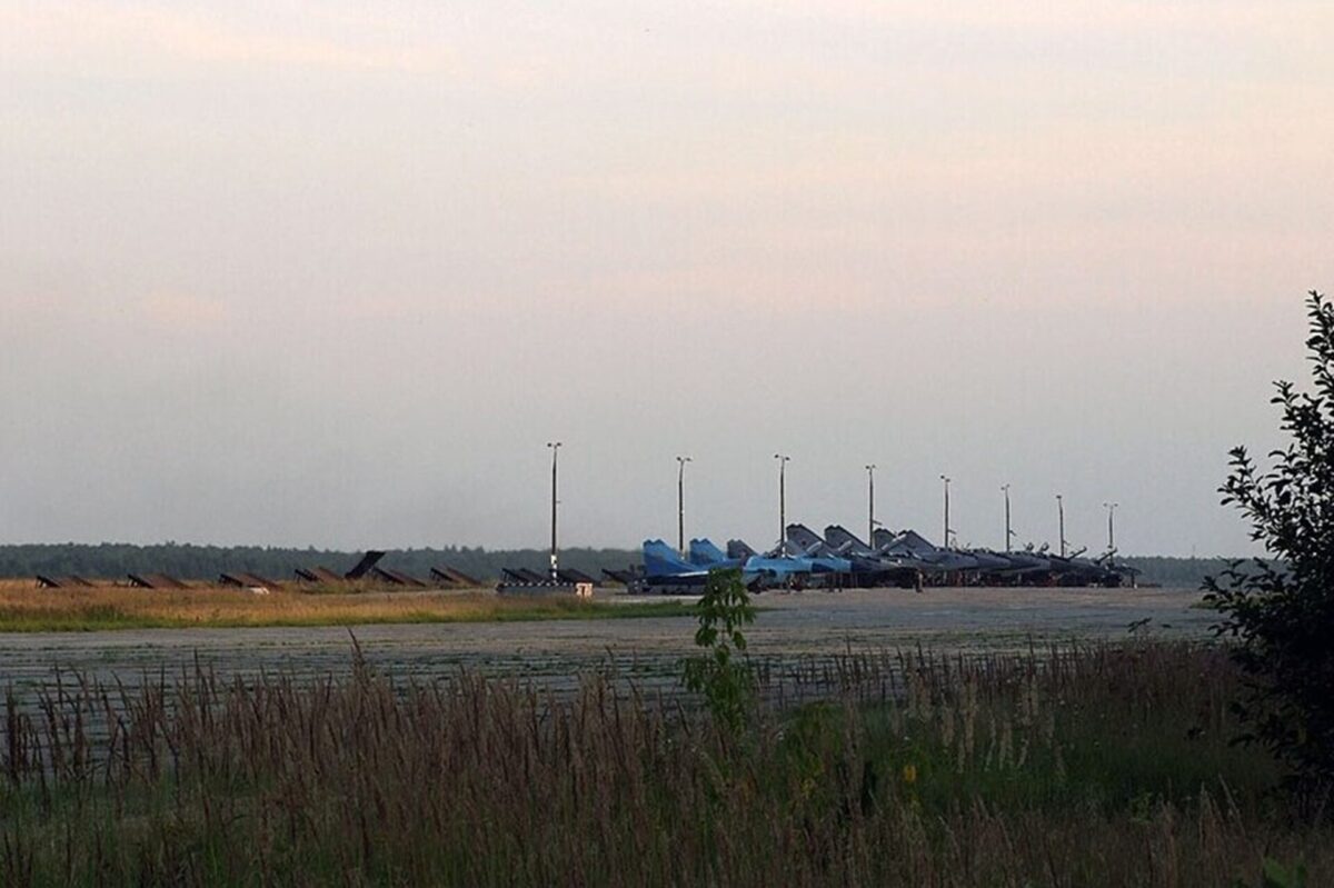 Russian military aircraft on the flight line at Airbase Savasleyka Russian military aircraft on the flight line at Airbase Savasleyka