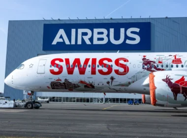 New SWISS A350-900 livery masterpiece unveiled in Toulouse