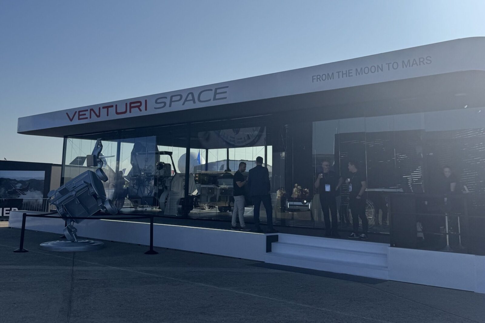 Venturi Space unveils European lunar rover at Paris Air Show