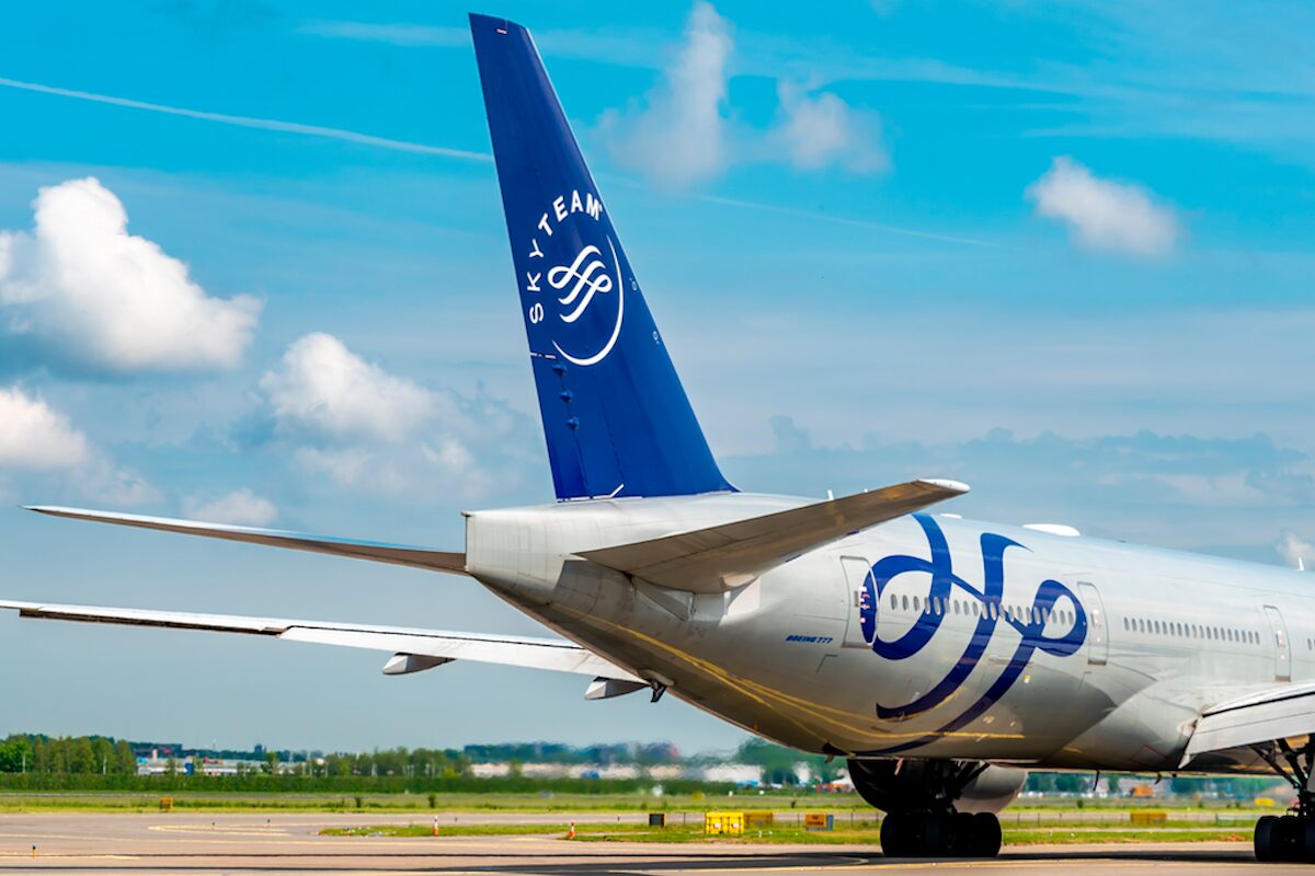 SkyTeam livery tail