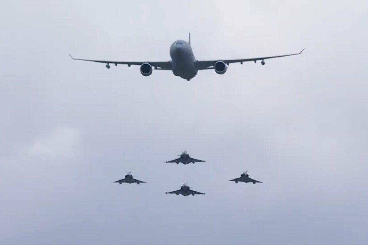 A330 MRTT and fighters during Bastille Day flypast 2025