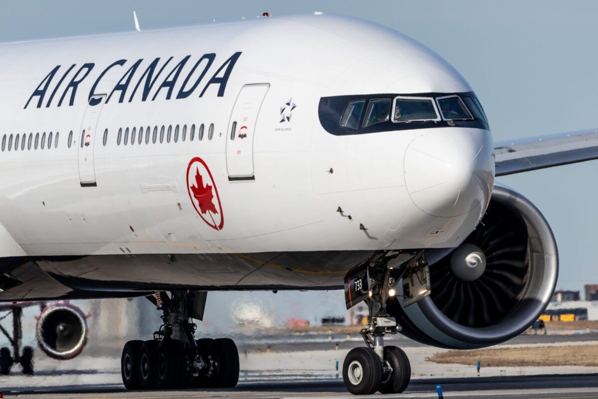 Air Canada B777