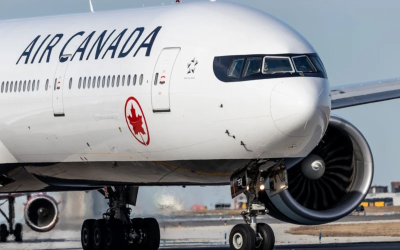 Air Canada B777