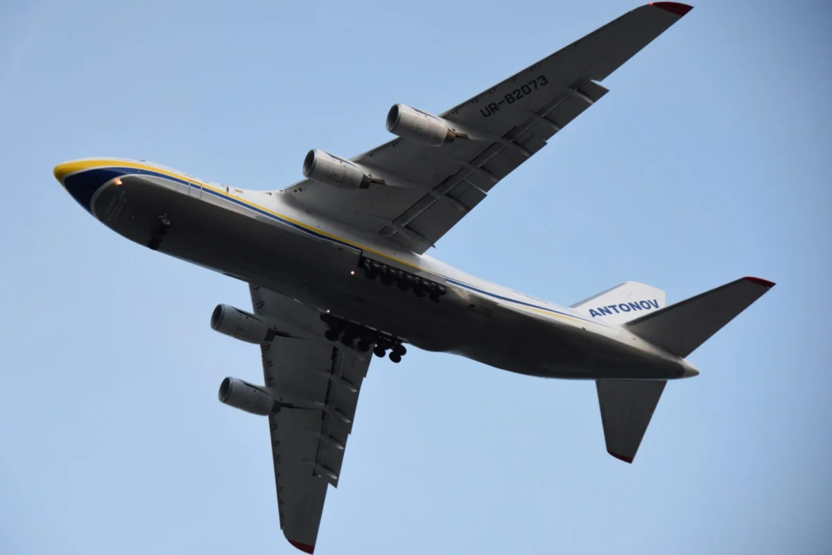 Antonov An 124 Ruslan UR82073 Antonov An 124 Ruslan UR82073