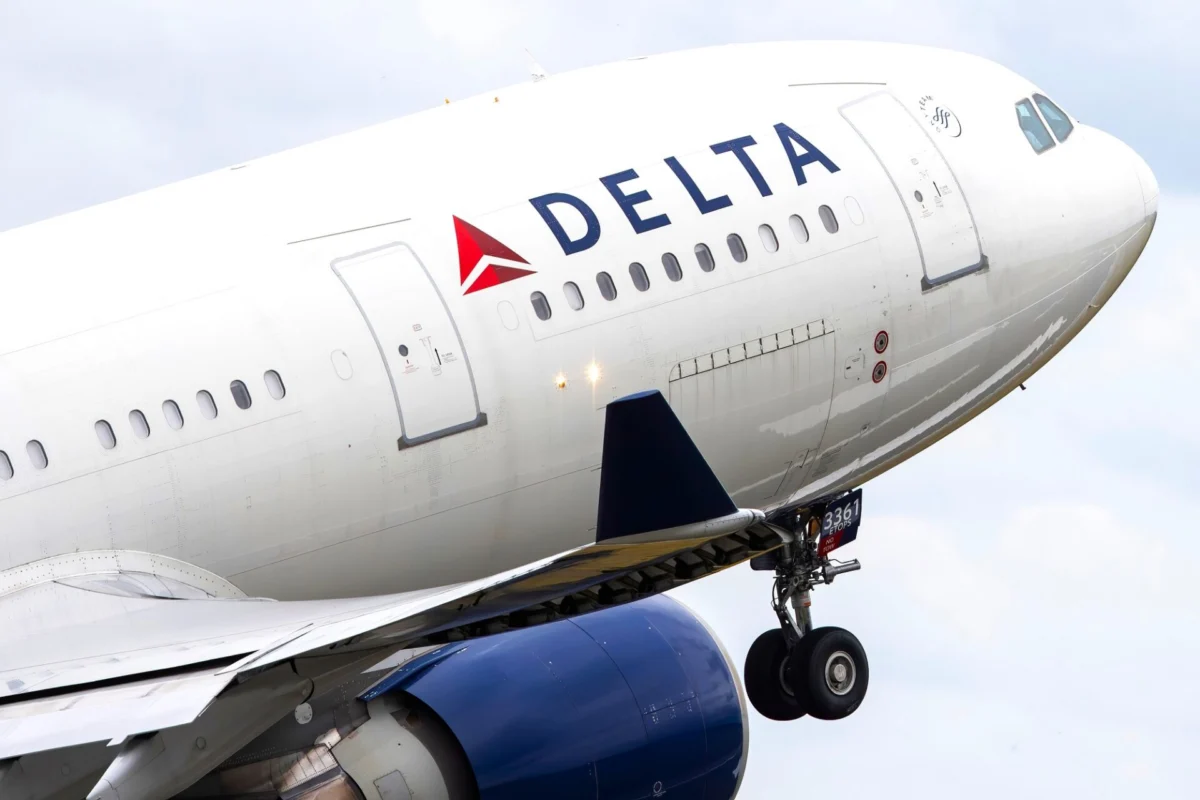 Delta Air Lines Airbus A330 200 Delta Air Lines Airbus A330 200