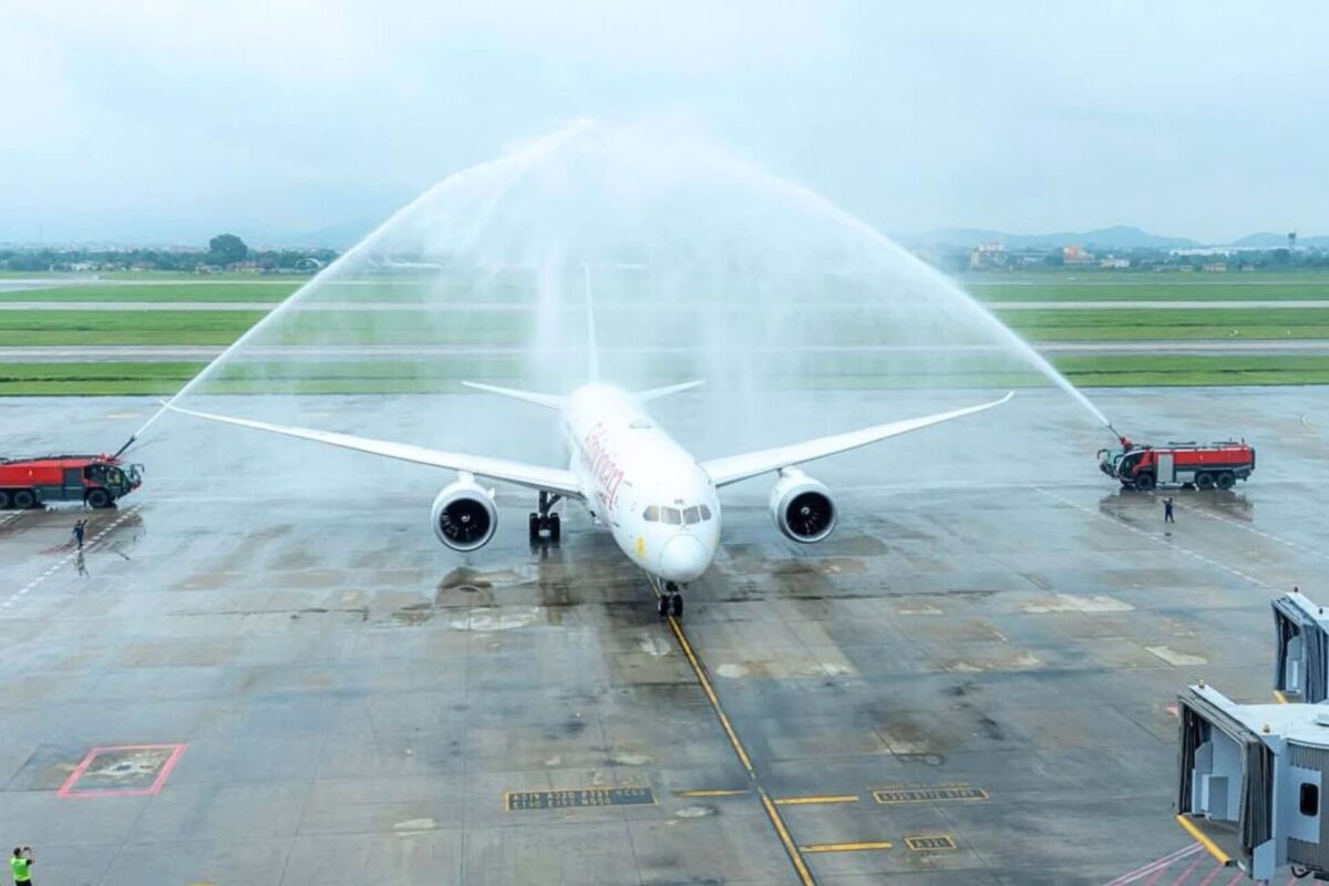 Ethiopian 787 Hanoi