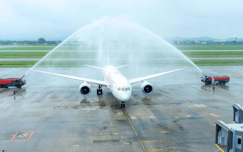 Ethiopian 787 Hanoi