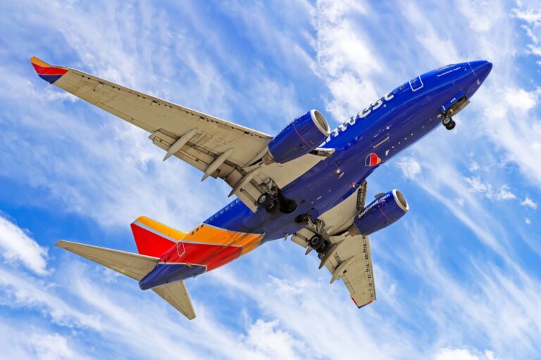Southwest Boeing 737 7H4