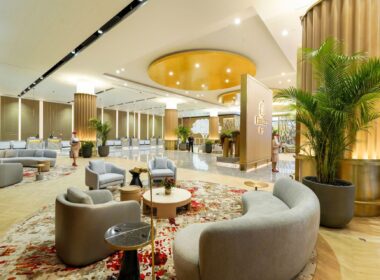 Emirates first class lounge DXB