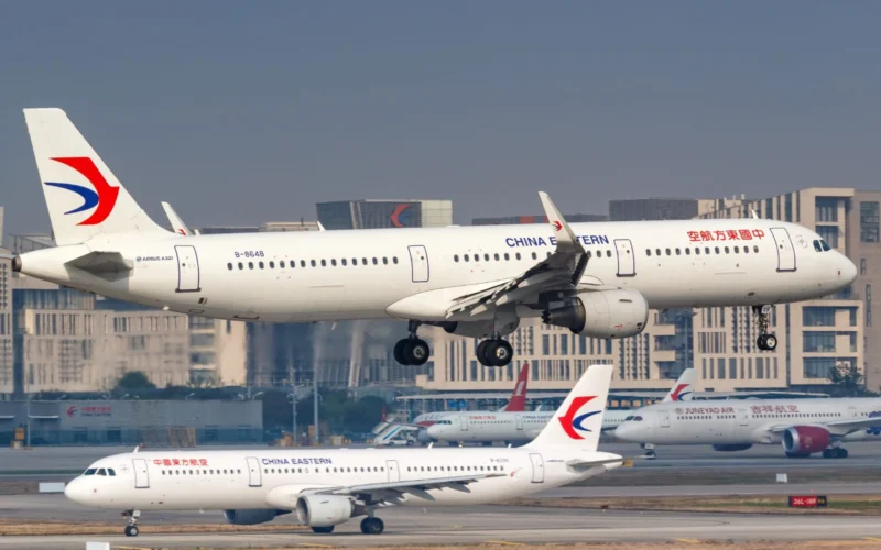 China Eastern ex head under investigation for graft