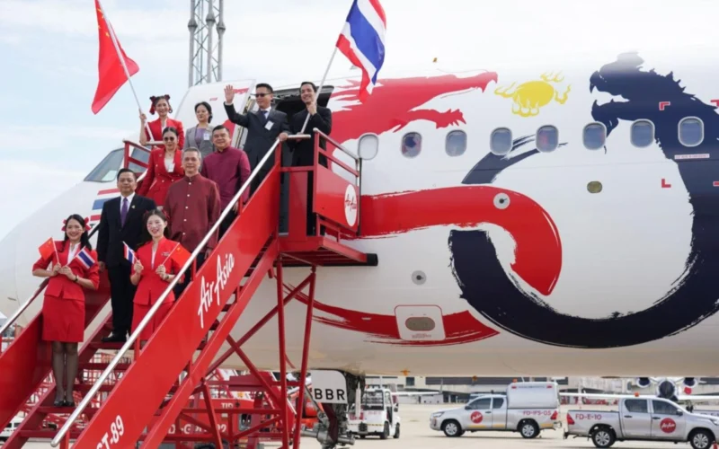 airasia china thailand livery