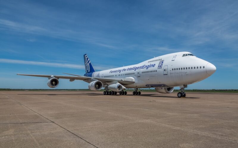 Rolls Royce Hefty Bee B747 Rolls Royce Hefty Bee B747