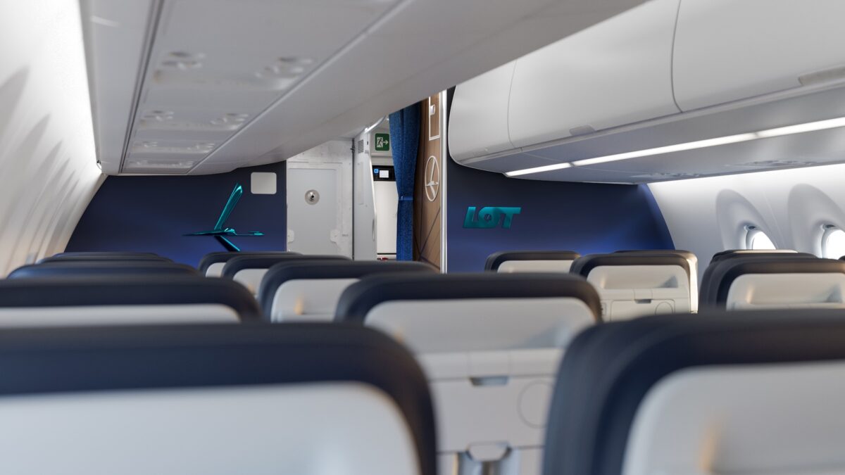 Airbus A220 LOT Polish Airlines Interior