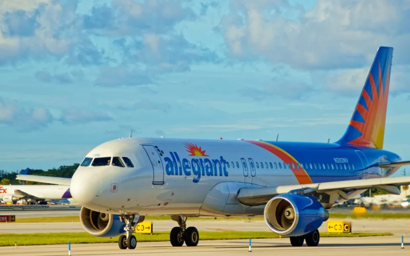Allegiant Air Airbus A320 214