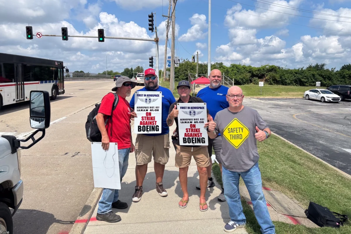 Boeing Defense strikes IAM Union Boeing Defense strikes IAM Union