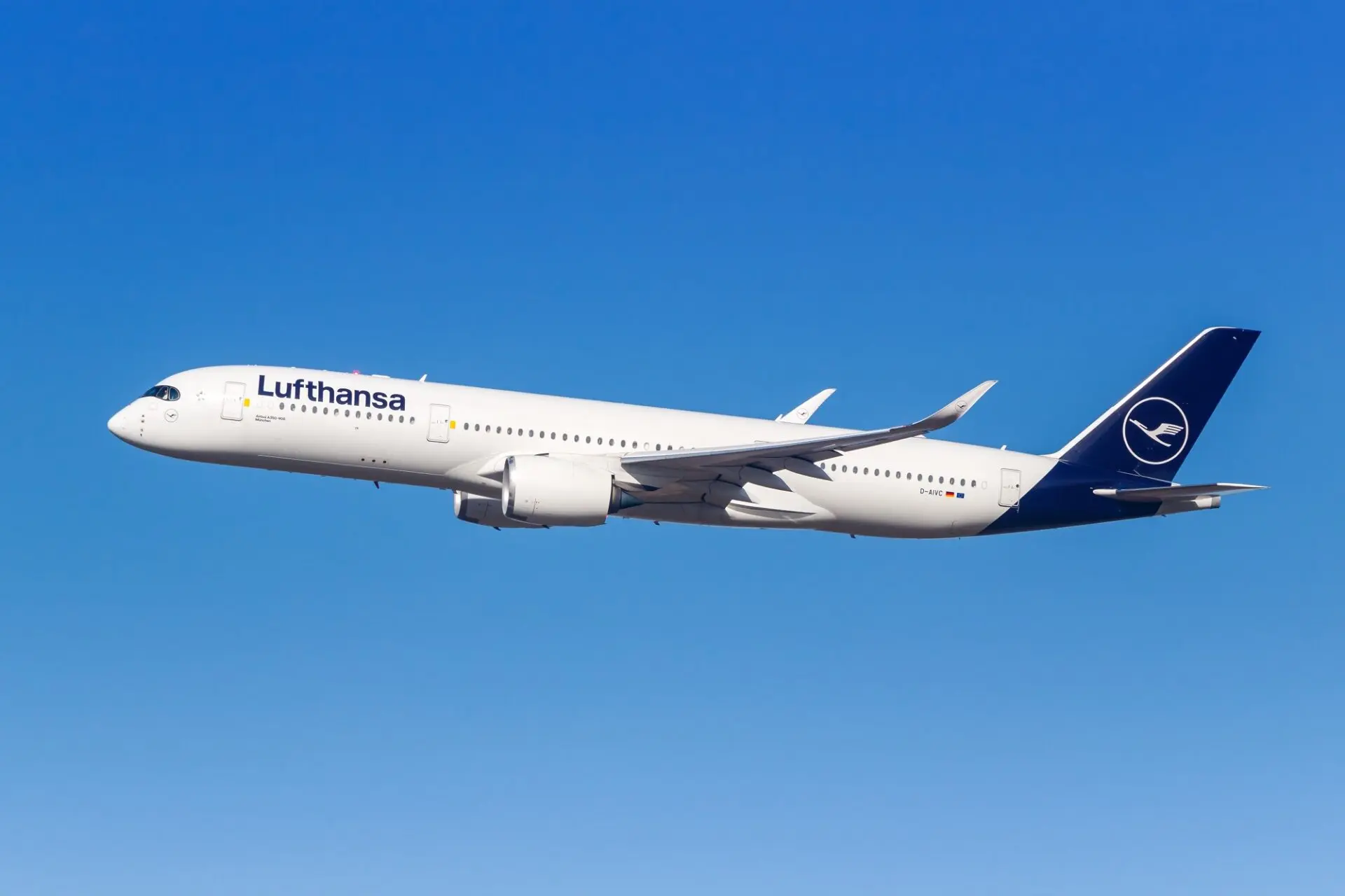 Lufthansa Airbus A350 900
