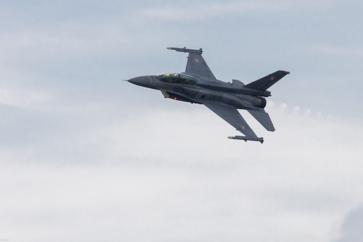 Polish F 16 Tiger Demo Team