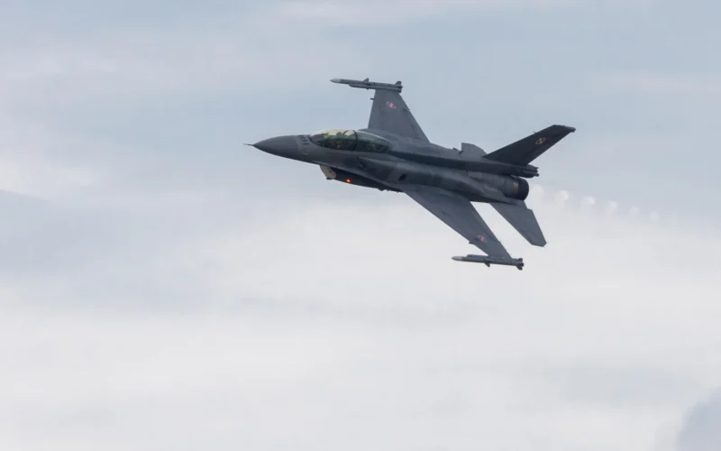 Polish F 16 Tiger Demo Team