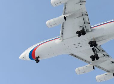 RA-96023 Ilyushin-Il-96-300