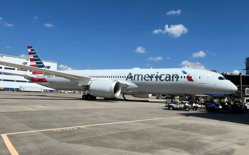 American Airlines 787