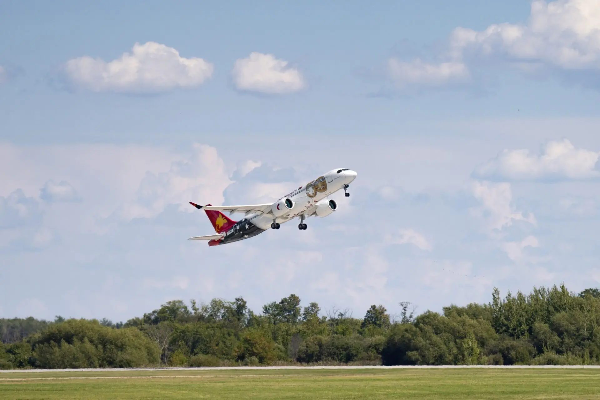 Air Niugini Airbus A220 300
