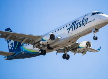 Alaska Airlines Embraer ERJ-175LR