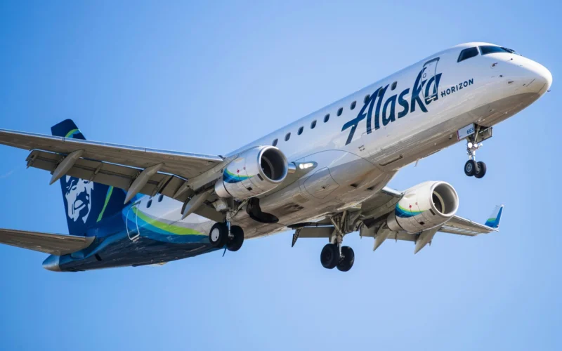 Alaska Airlines Embraer ERJ 175LR