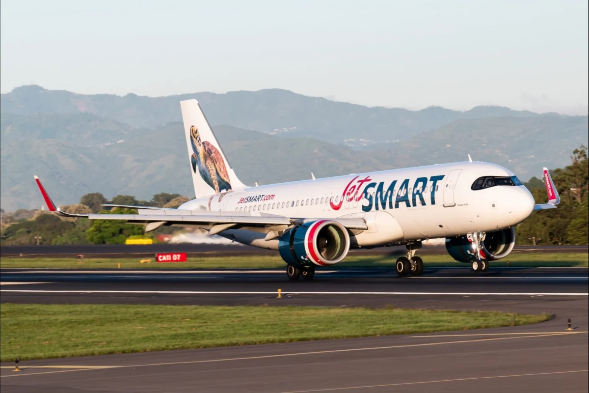 JetSmarts Airbus A320NEO JetSmarts Airbus A320NEO
