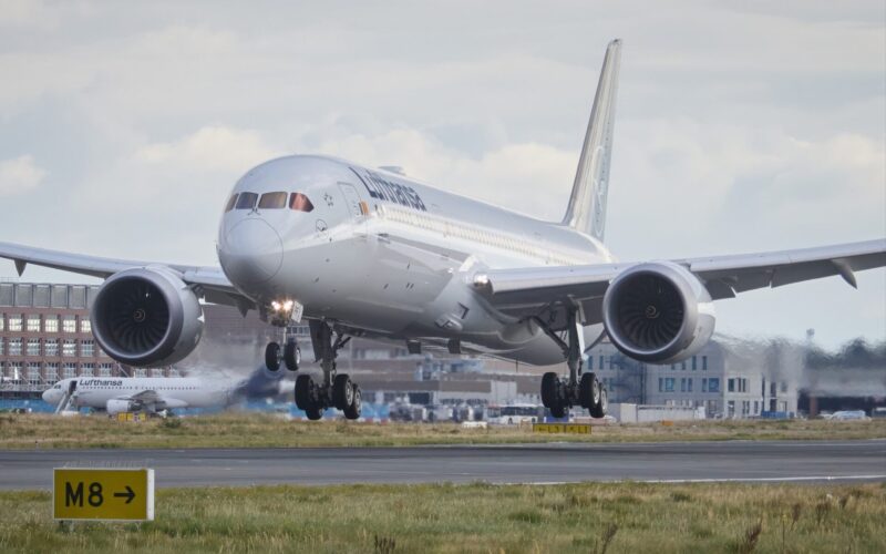 Lufthansa Allegris Boeing 787 9