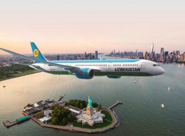 Uzbekistan Airways Boeing 787