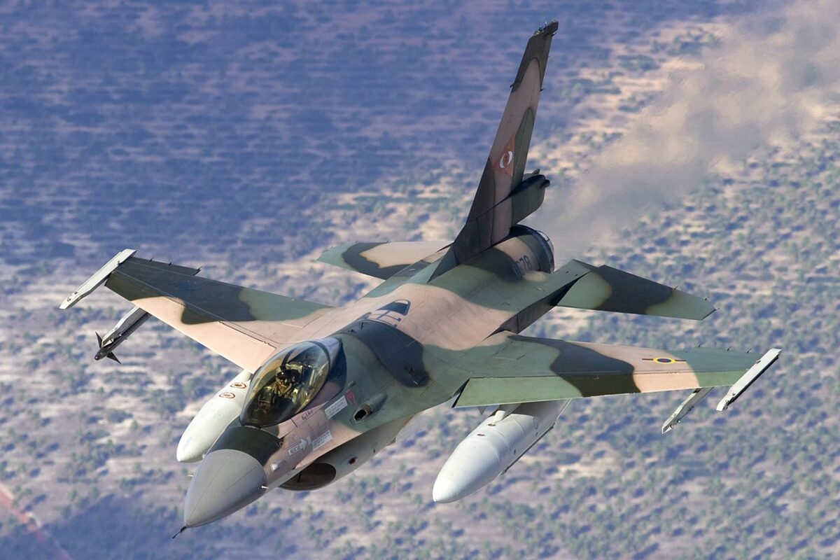 Venezuelan Air Force General Dynamics F 16A Fighting Falcon fighter jet