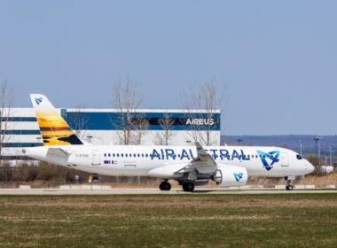 air austral a220
