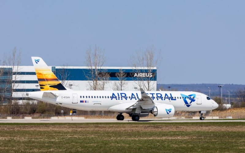 air austral a220