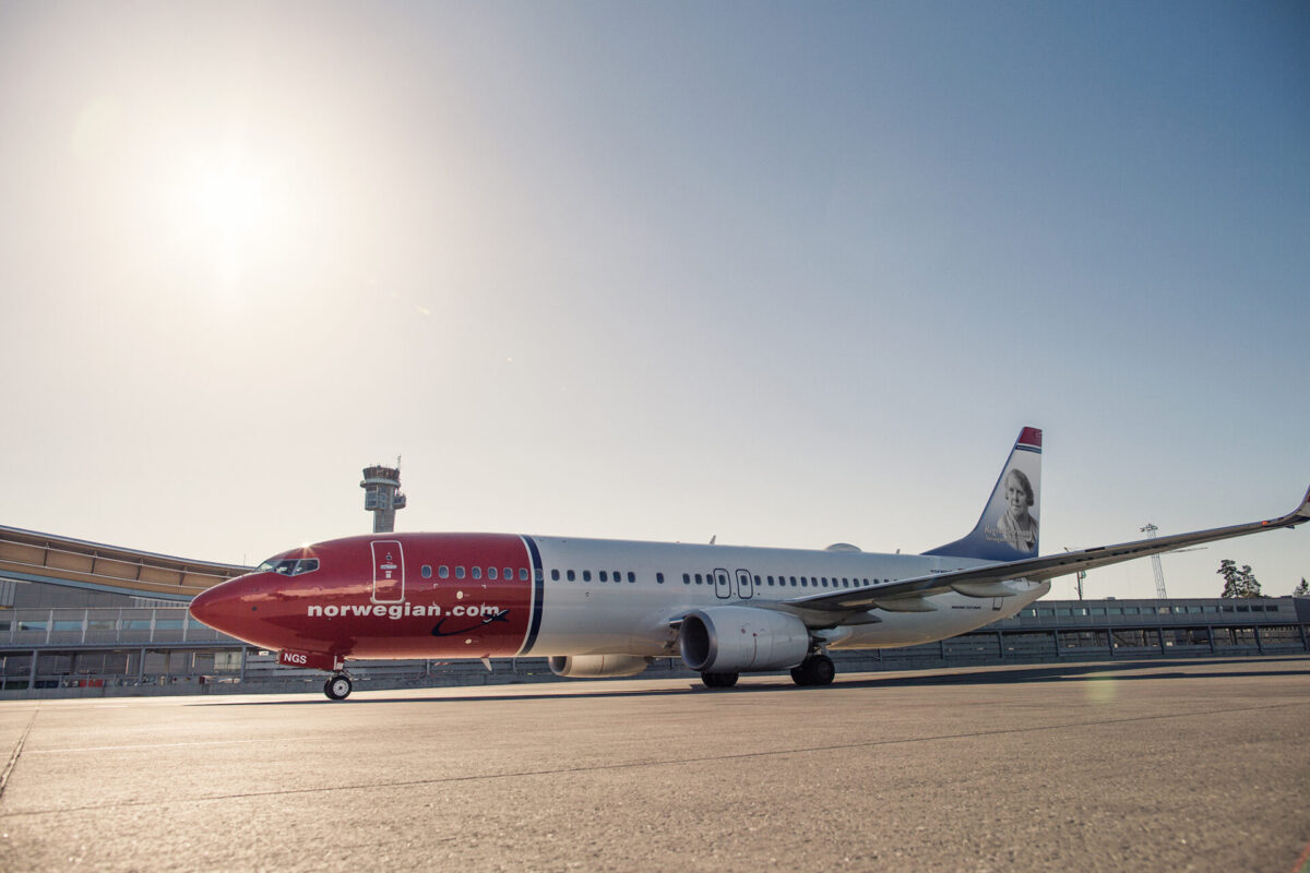 Norwegian 737
