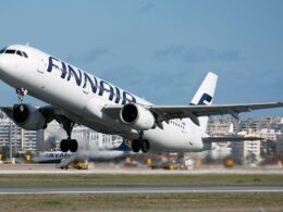 Airbus A321 211 Finnair