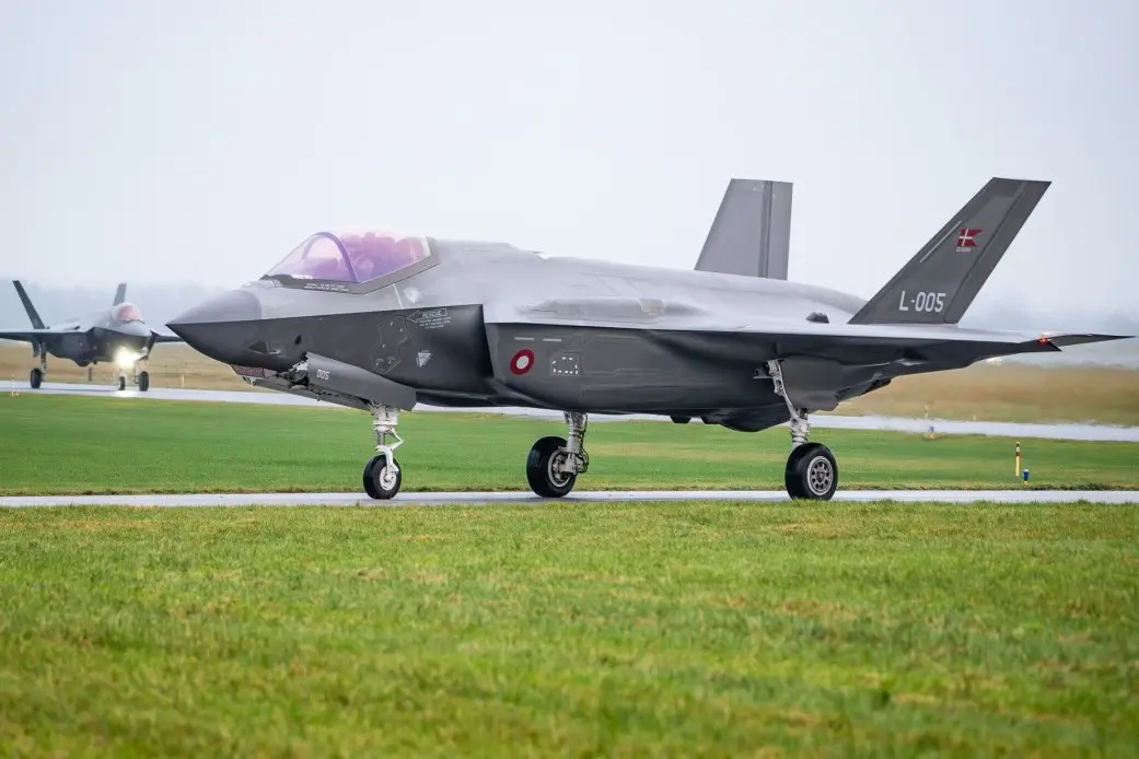 Danish F 35 fighter jets on standby at Skrydstrup Air Base Danish F 35 fighter jets on standby at Skrydstrup Air Base