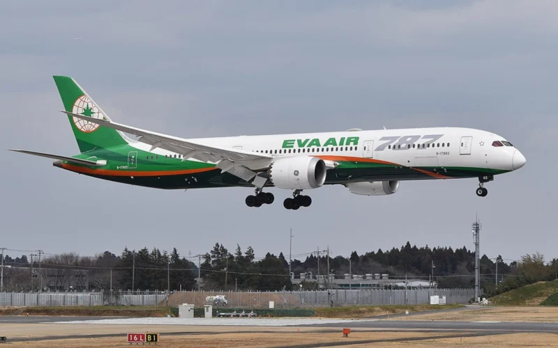 EVA Air Boeing 787 9 Dreamliner