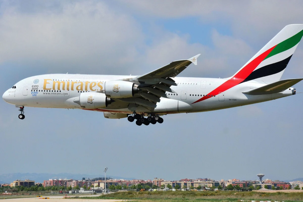 Emirates A6 EOO Airbus A380 Emirates A6 EOO Airbus A380