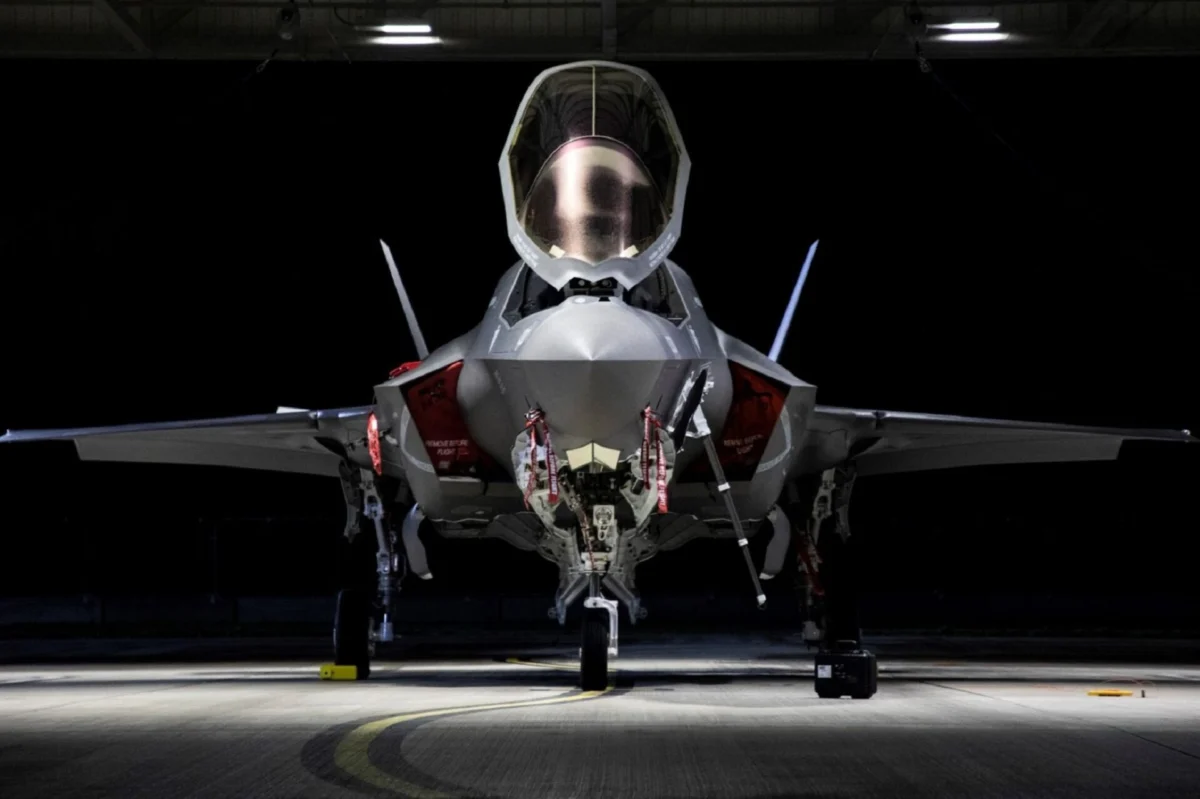 F 35 aircraft in hangar F 35 aircraft in hangar