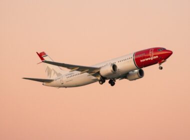 Norwegian 737