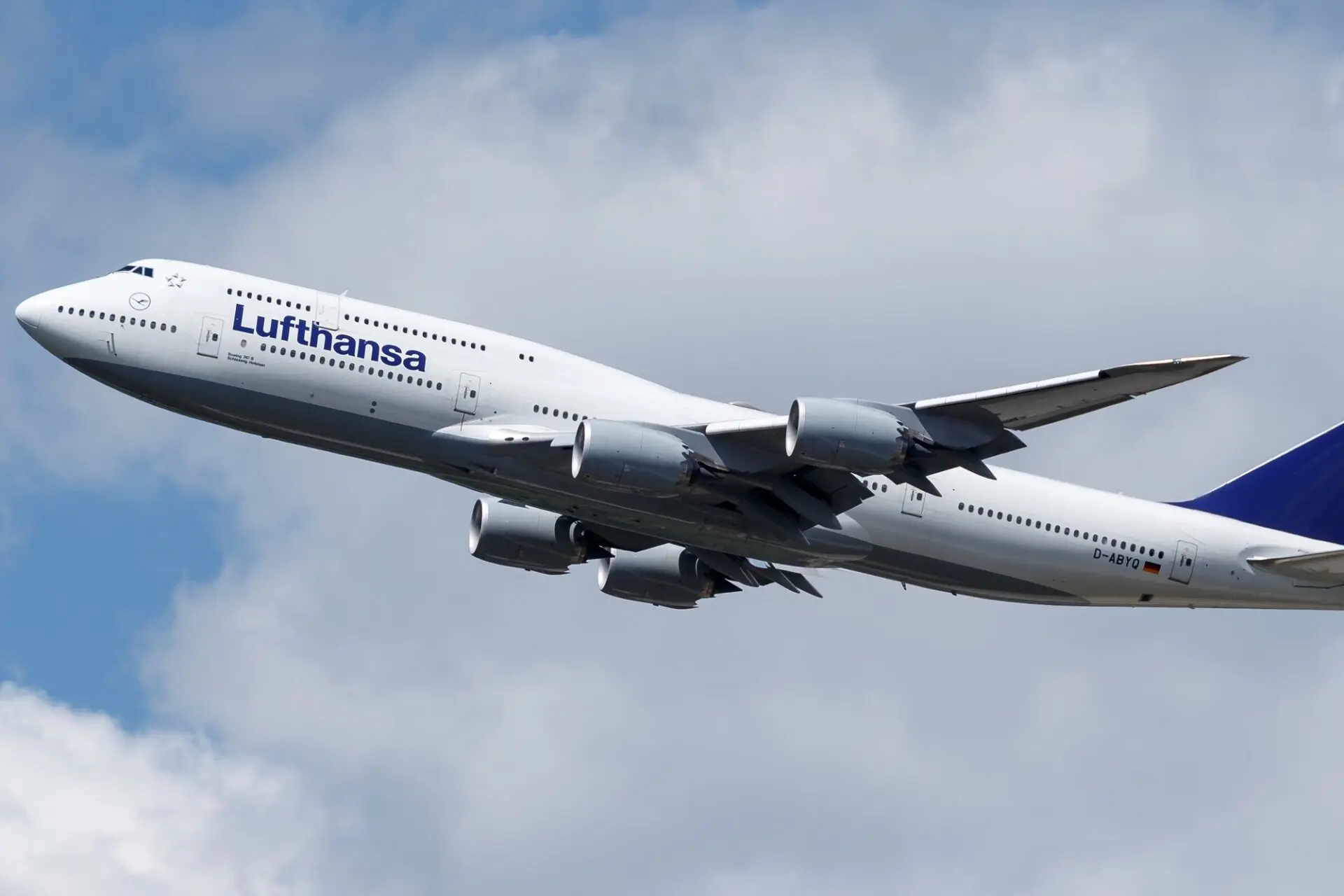 Lufthansa Boeing 747 8 D ABYQ