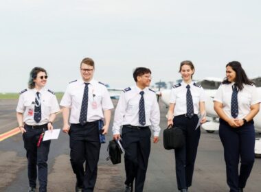 Qantas opens enrollment at safety academy