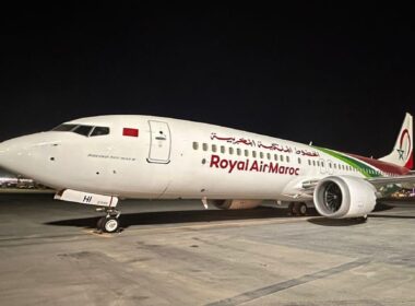 Royal Air Maroc Boeing 737-8 Avolon