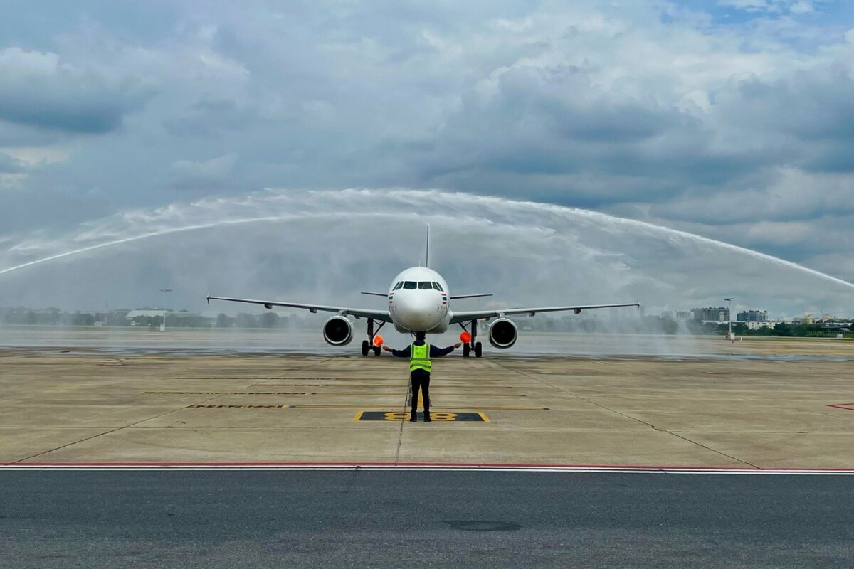 Thai Smartlynx Water Cannon Salute Thai Smartlynx Water Cannon Salute
