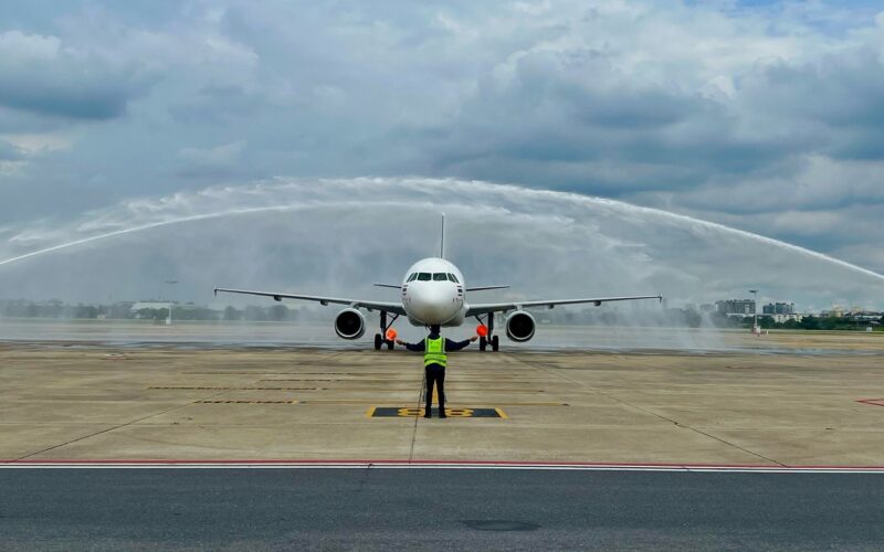 Thai Smartlynx Water Cannon Salute Thai Smartlynx Water Cannon Salute