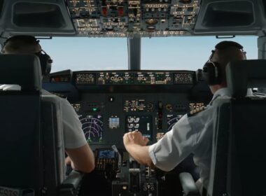 Aircraft cockpit
