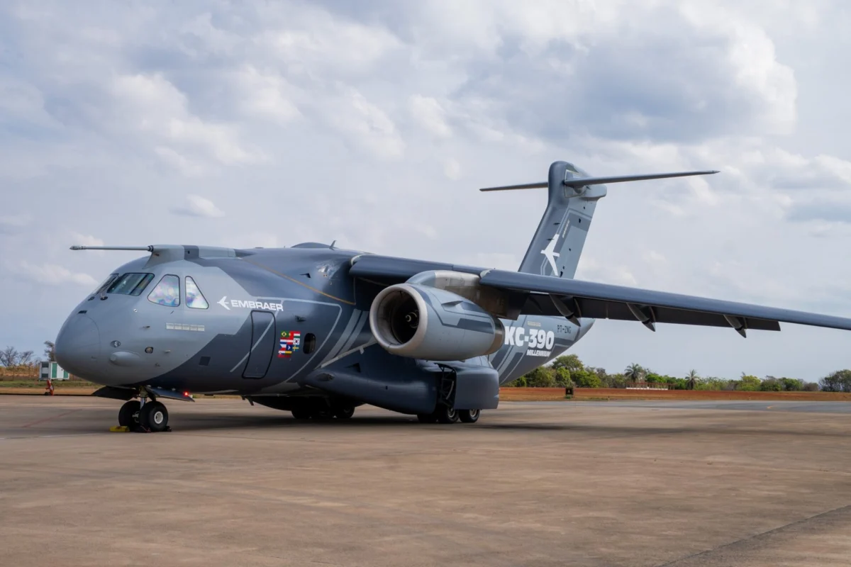 Embraer KC 390 Millennium new livery