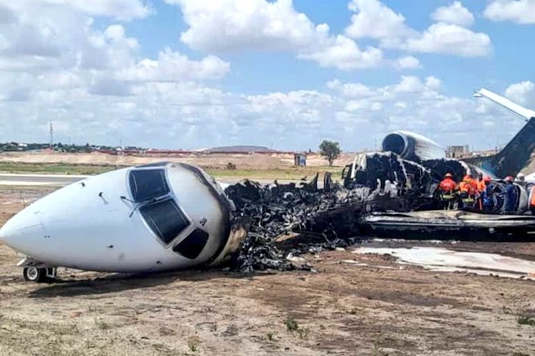 All aboard evacuate safely after ERJ-145 crash landing in Congo