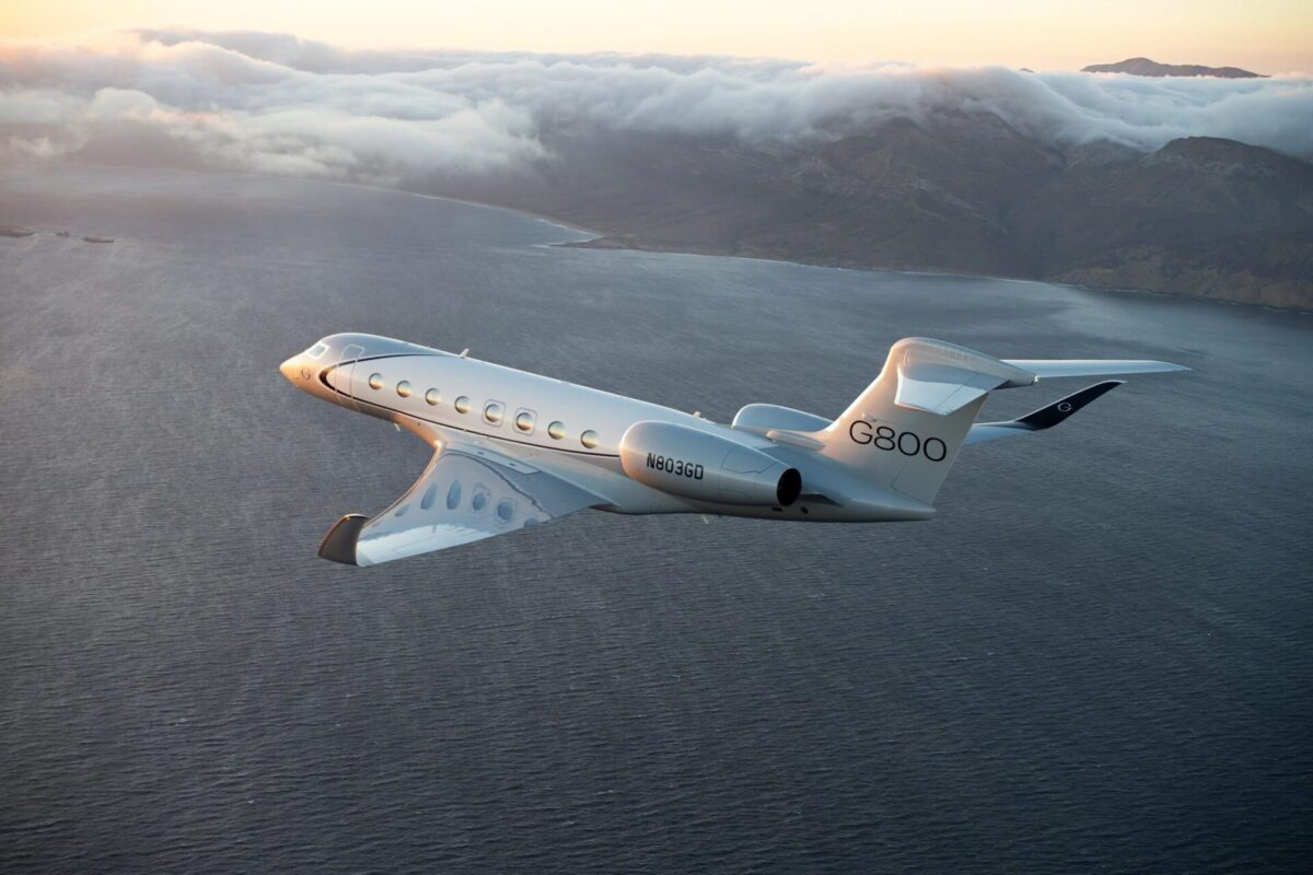 G800 business jet