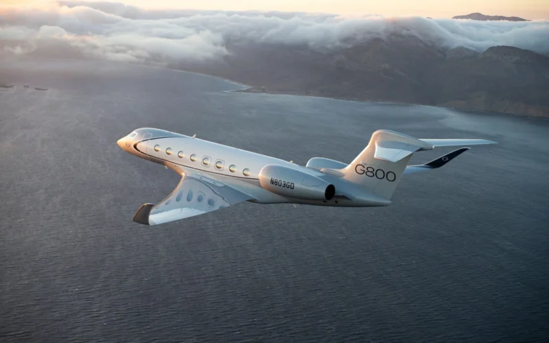 G800 business jet